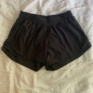 Lululemon Hotty Hot Short II 2.5” Black